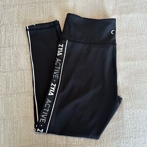 Zyia Leggings